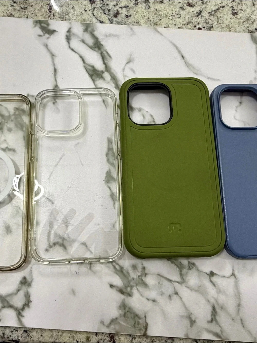 iPhone 15 Pro Max Cases & Privacy Screen Protectors Bundle